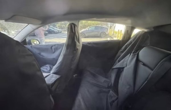聚创配资 配置能砍就砍！特斯拉要造一台 15 万的 Model Y